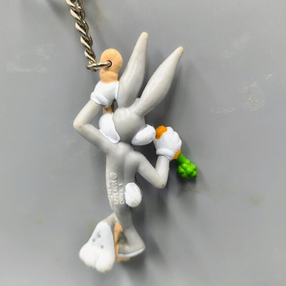 Bugs Bunny Keychain Key Ring Carrot Hanging on Rope Applause Vintage NWT - Picture 5 of 10